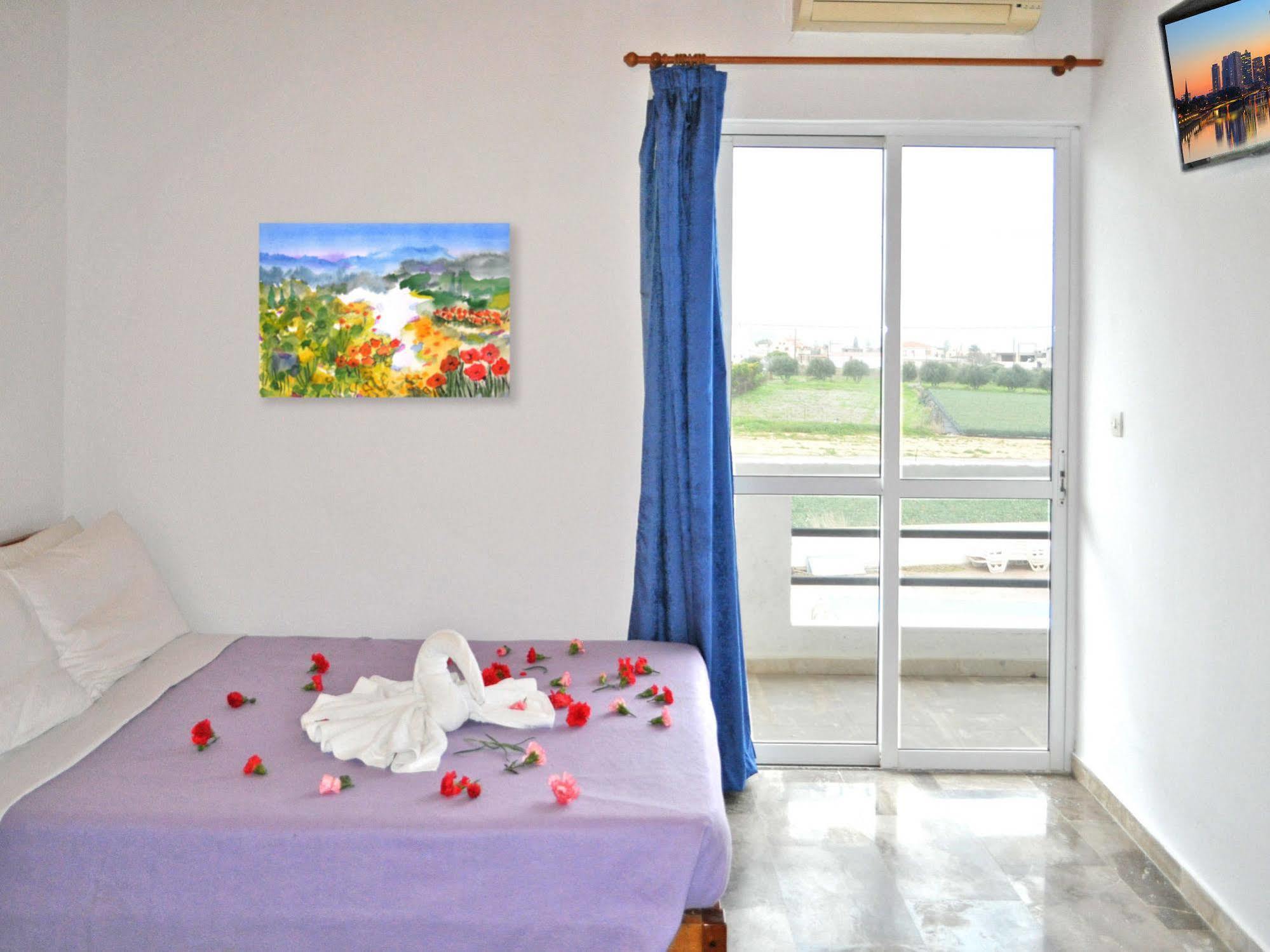 Greta Beach Anissaras Exterior photo
