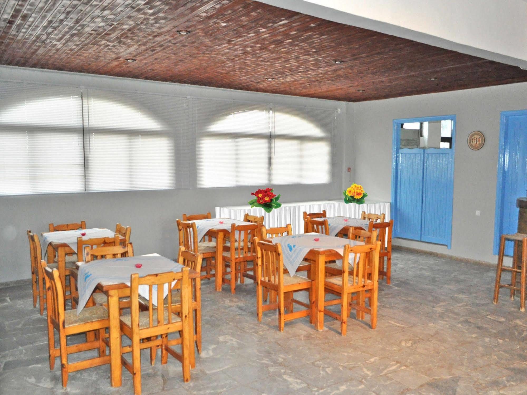 Greta Beach Anissaras Exterior photo